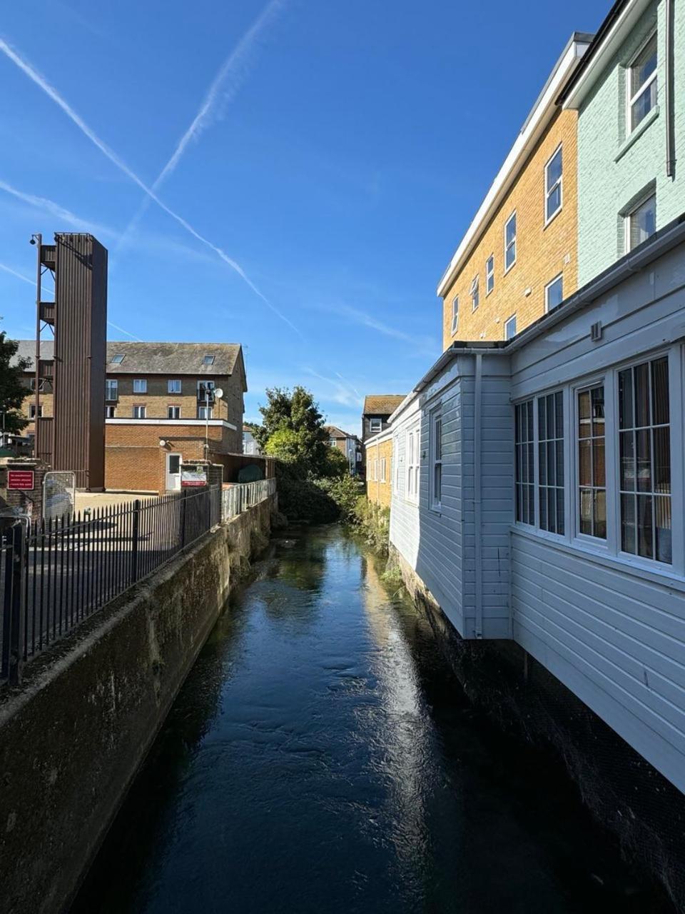 Atis The Park Inn Dover Exterior foto